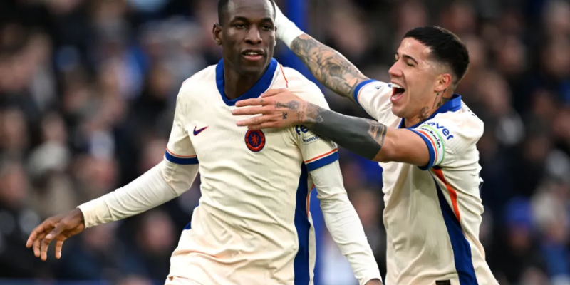 Tactical battles and player impact